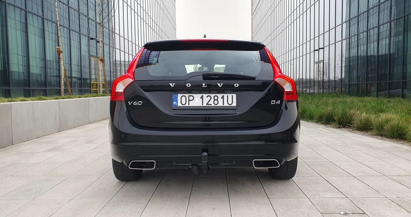 Volvo V60 cena 59900 przebieg: 166000, rok produkcji 2018 z Opole małe 529